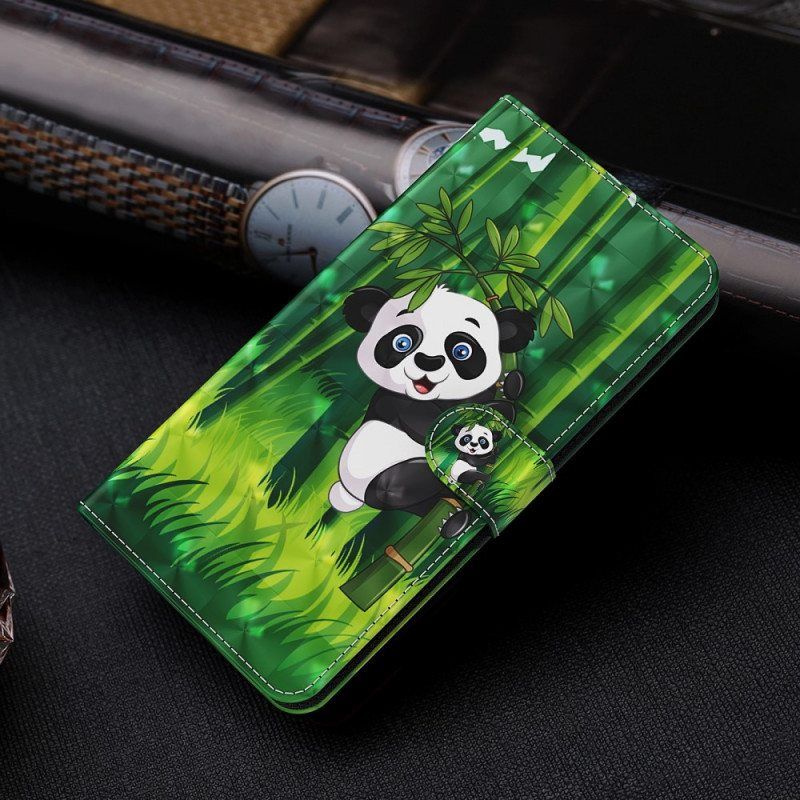 Nahkakotelo Samsung Galaxy A13 5G / A04s Panda Ja Bambu